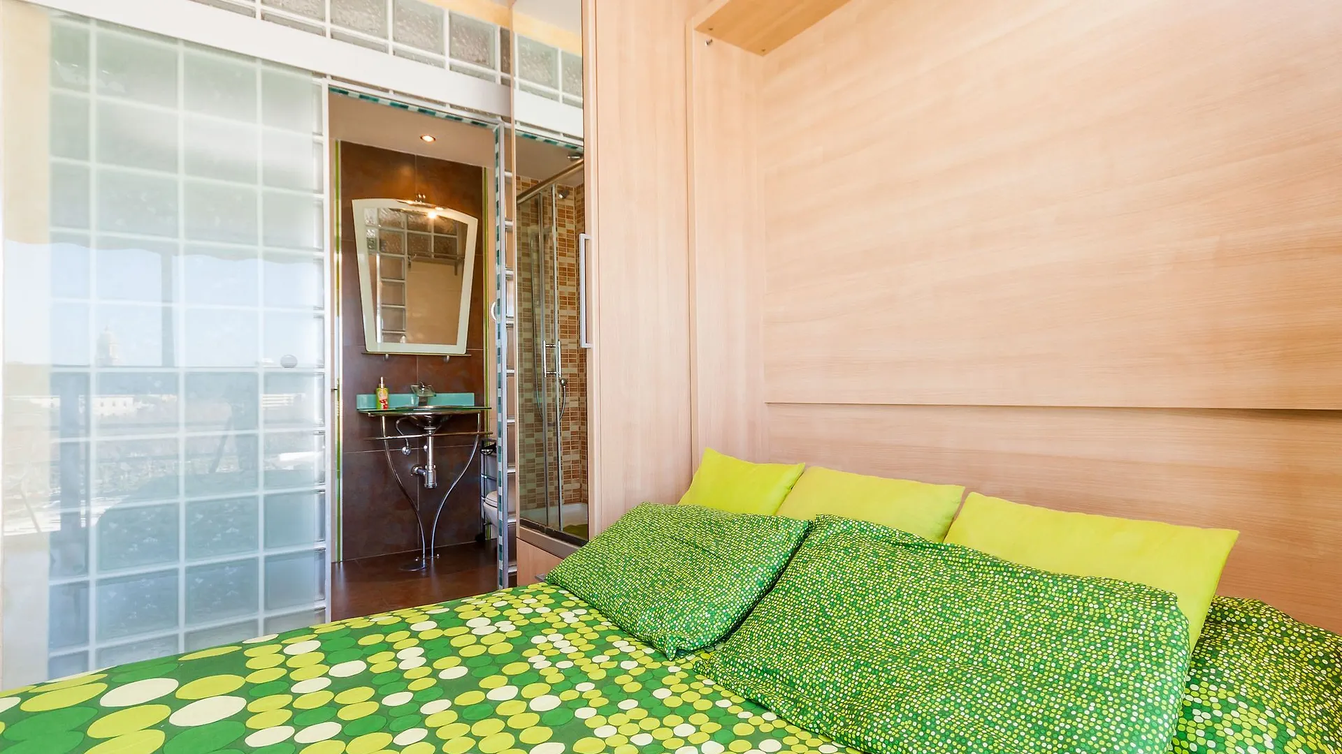 Apartamento San Nicolas Malaga Apartment